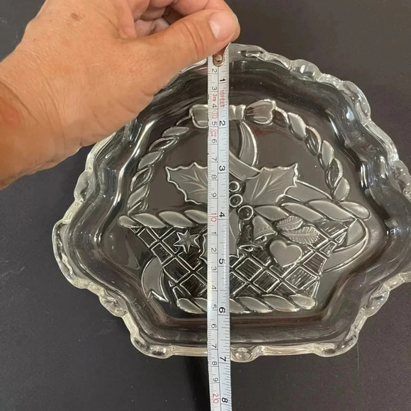 Mikasa Studio Nova Clear Glass Holiday Basket Candy Dish Vase Frosted Glass - Picture 4 of 5